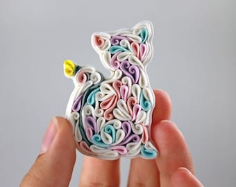 Polymer clay cat brooch, white pastel cat brooch, polymer clay white Cat pin, Cat lover gift, white pastel pattern brooch