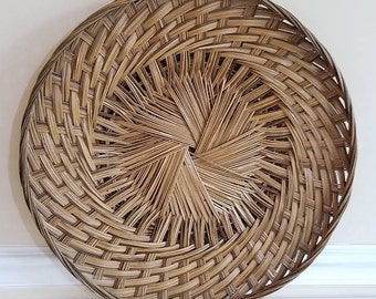 Vintage Hand Woven Wall Basket, Boho Wall Basket, LARGE, 18" Diam, Woven Basket, Bohemian Decor, Bohemian Wall Basket, Rattan, Phillipines