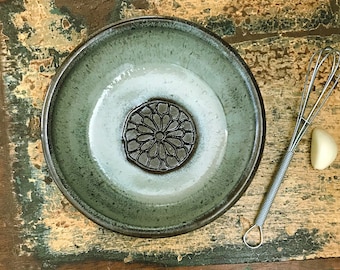 Ceramic Garlic Grater Bowl - Garlic Grater Dish - Ginger Grater