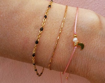 Tiny moon bracelet.Tiny pearl bracelet. Charm bracelet. Minimalist bracelet.Bridesmaid gift. Pearl and crescent bracelet.Gold fill bracelet