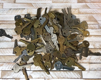 Mystery Lot of 10 Vintage STAMPABLE Keys For Jewelry Making