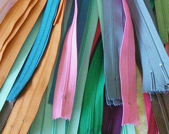 YKK, 8 or 25 Zippers YKK, (Reg 9.99), SURPRISE, varied color, varied size, 12 cm - 65 cm, no 3, nylon, perfect for wallet, clothing, repair,