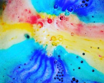 Rainbow Brite Shea Butter Bath bomb... 5 ounces. Fun, fruity fragrance this will give you beautiful Bath art