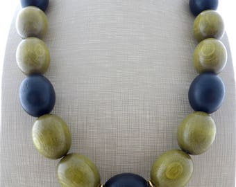 Green and black necklace, ethnic necklace, wooden necklace, chunky necklace, big bold necklace, exotic beaded necklace, modern jewelry