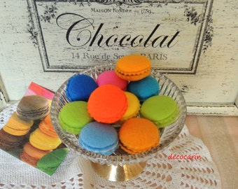 Felt Food Set, Felt 10 Macaroons, Felt Cookies, French Macarons, children's decor party gift, pretend play food toy kitchen, montessori toy