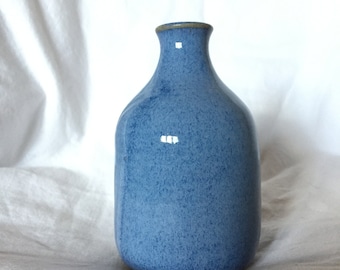 blue bud vase