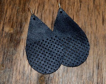 Leather Teardrop Earrings, Large Teardrop Leather Earrings in Black color, large Treetop Leather earrings, Black earrings, leather Jewelry