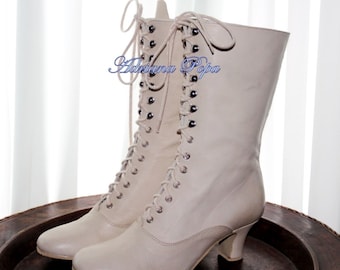 Victorian Boots , Off White leather Booties , Wedding Boots , Ivory Victorian Boots , Bride shoes in Off White leather , Ankle boots