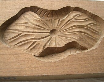 Vintage Japanese Kashigata Mold - Wood Cake Mold - Japanese Mold - Wood Mold - Vintage Cake Mold - Lotus Leaf (B)