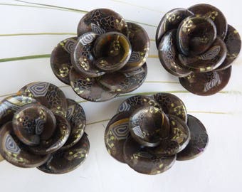 PATTERNS USE POLYMER CLAY FLOWERS.