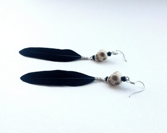 Linda Calavera feather earrings-Black (skull feather earrings, dia de los muertos, day of the dead, Halloween, black feathers)