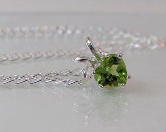 Peridot Heart Necklace in Sterling Silver, Arizona Peridot Gemstone 6mm, Heart Jewelry, Peridot Pendant, August Birthstone, Green Necklace