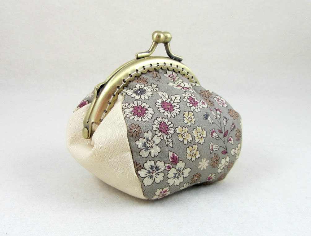 Floral coin purse handmade coin pouch change purse clasp