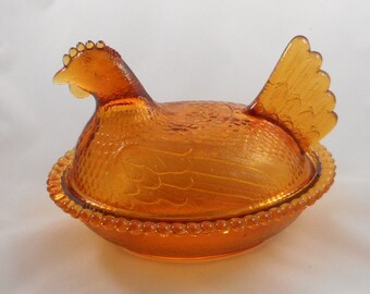 Indiana Hen on Nest Amber Vintage Candy Nut Lidded Dish 7"
