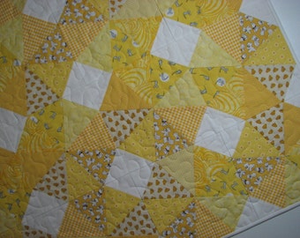 Yellow Baby Quilt, Vintage Look Baby Quilt, Kaleidoscope Quilt, 40" x 40", Quiltsy Handmade