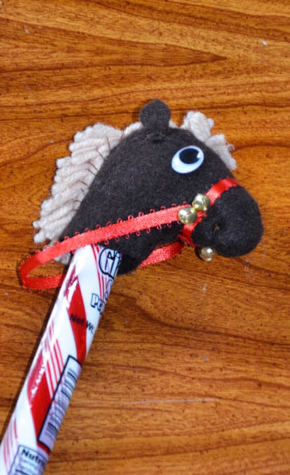 Candy Cane Hobby Horse Chocolate Brown 3.5 Ounces