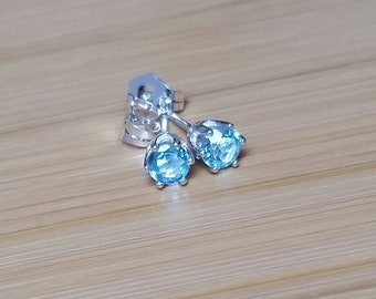 Apatite earrings 4mm