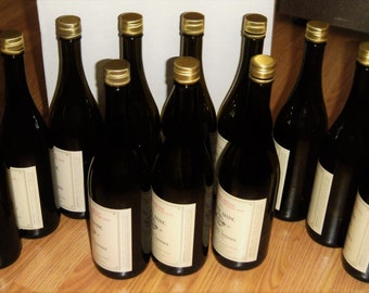 12 Wine bottles with screw-off caps