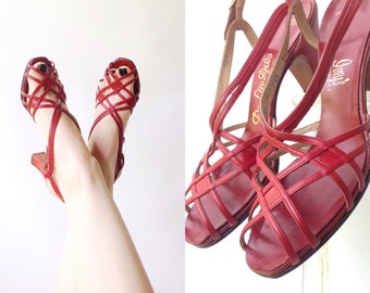 1950s DeLiso Debs Red Leather Peeptoe Sandals | Vintage 50s Dark Red Slingback Heels | Womens Pumps Shoes 7 1/2 Narrow