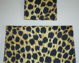 Duo door checkbook and rack cards Natacha