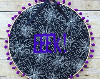 EEK! Embroidery hoop wall hanging