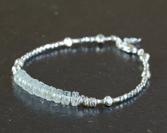 Aquamarine and sterling silver beads bracelet