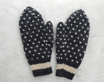 Striped Cuff Dark Grey Thrummed Mittens