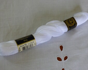 DMC Pearl Cotton N 12 collar B5200