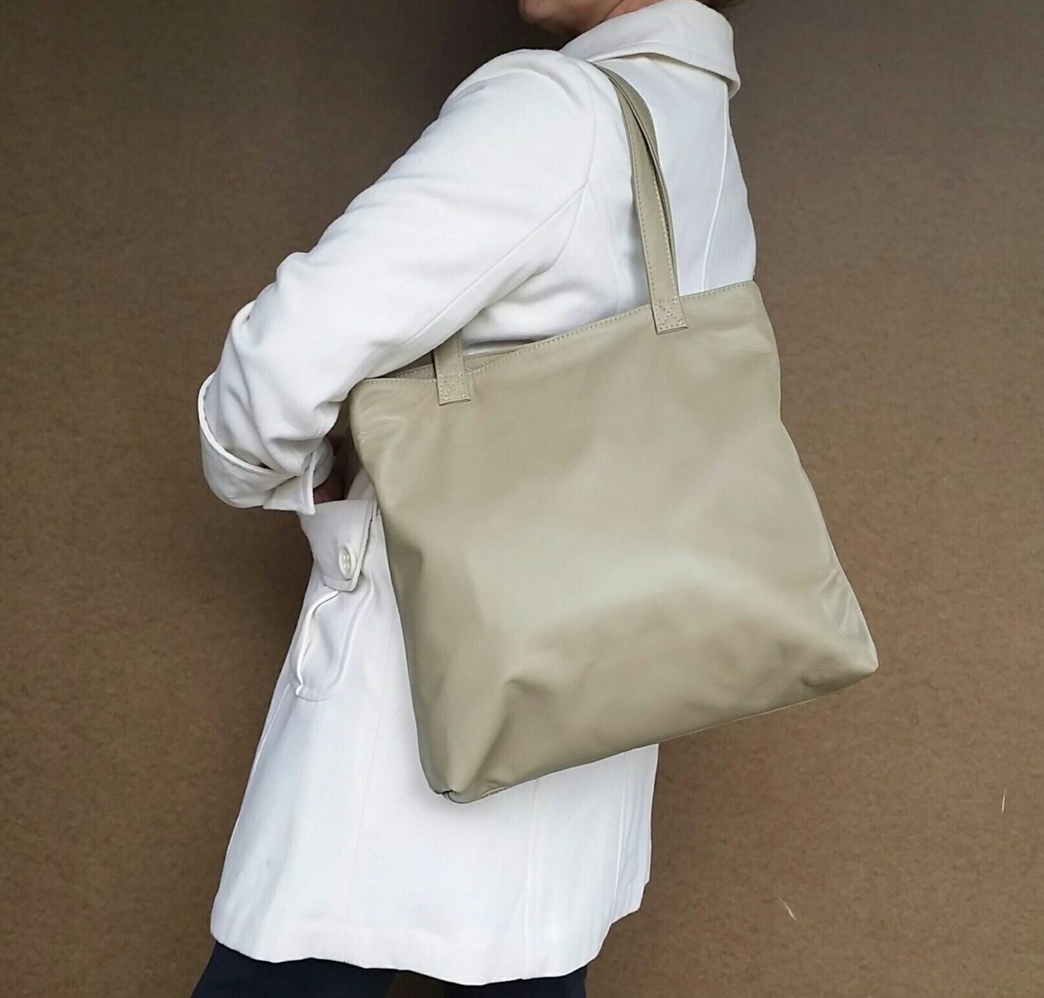 Neutral Sand Leather Tote Bag for Woman Everyday Shoulder