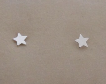 925 Sterling Silver Tiny Small Star Stud Earrings, 3 mm Diameter