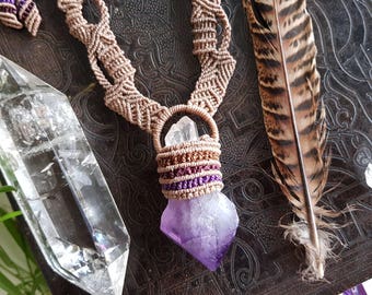 Amethyst and doubble quartz macrame necklace