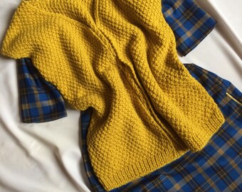 Spring women's short sleeve cardigan