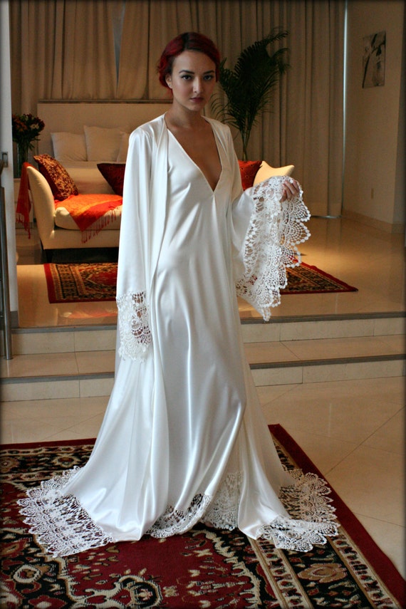 Satin Bridal Robe Wedding Trousseau Sleepwear Venise Lace Art