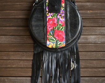 LUPE 11 - Upcycled Tire Purse - Vegan Purse - Recycled Innertube Purse - Crossbody Bag Eco Friendly Purse - Fringe Purse - Festival Fashion