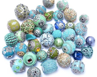 40 Piece Mermaid Blue Green Focal Beads