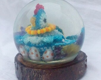 Sphere, Jewelry Resin-Chicken With Eggs