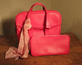 Samsonite Fashionaire Tote Bag, Vintage Samsonite Luggage, Cherry Red Fashionaire Tote with Snap In Pouch, Travel Bag, Diaper Bag, 1960s