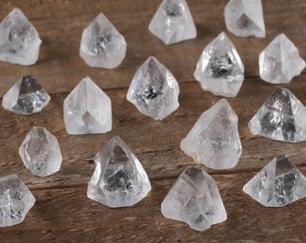 3 Mini APOPHYLLITE Pyramids - Clear Crystal Pyramid, Apophyllite Crystal Point, Stone Pyramid, Healing Crystal, Apophyllite Cluster E0362