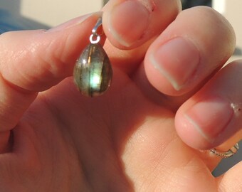 Little LABRADORITE pendant
