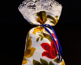 Hand-Made Organic French Lavender Sachet Floral Print w/ Lace