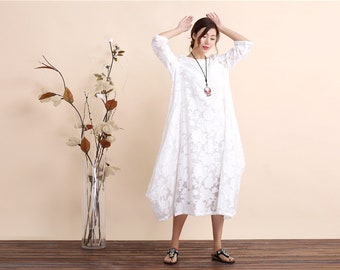 Women's white sleeveless floral dress