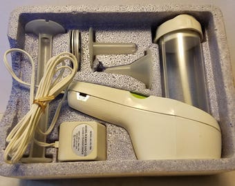 Nice fun gun, Electric Cookie Press, Christmas cookies, Spritz cookie Press, Butter Cookie Press, Vintage Cookie Press, super shooter