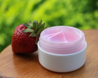 Organic face scrub Strawberry face scrub Creamy facial scrub with organic strawberry powder Strawberry face cream Organic facial mask Cream
