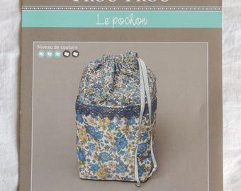 Form creative couture ruffled the pouch