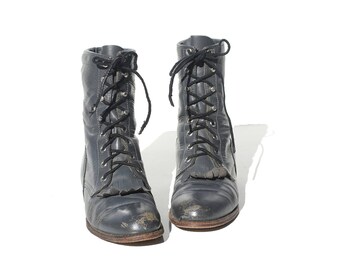 Vintage Gray Leather Ankle Boots / size 7.5