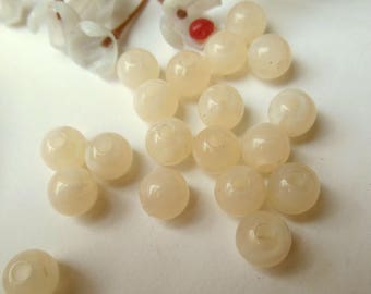 set of 15 plastic round beads