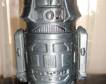 Vintage Banthrico 1974 Metal ROBOT Still Chicago Illinois Figural Coin Bank