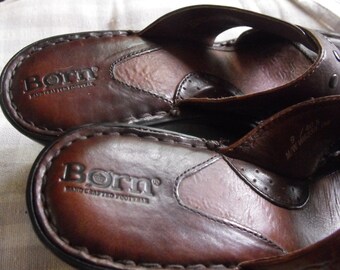 SALE New BORN shoes size 9 brown womens sandals Like new Leather ladies high heel sandal