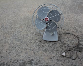 VINTAGE non working GENERAL ELECTRIC brand fan