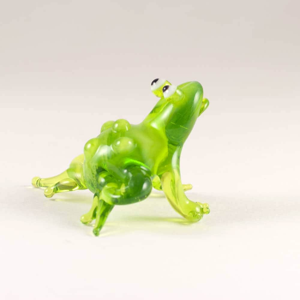 blown glass frogs